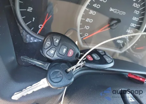 2006 Pontiac Grand Prix Gxp z USA, uszkodzony, nr VIN 2G2WC55C761271785